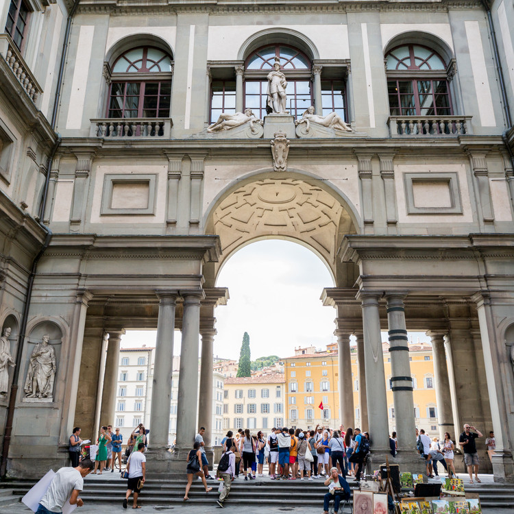 VIP Morning tour of Vasari Corridor & Uffizi Gallery Tour