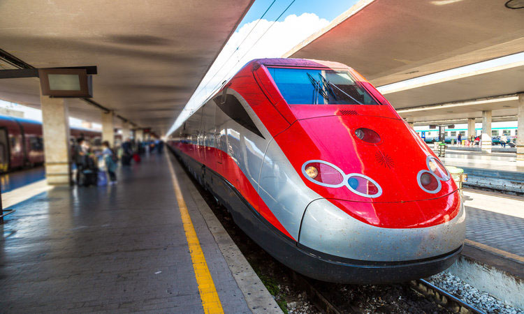 الأنتظار و التأخير للقطارات الايطالية