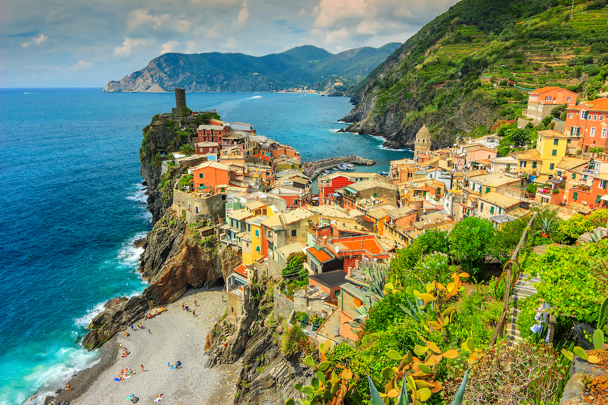 Cinque Terre; hiking trails in Italy