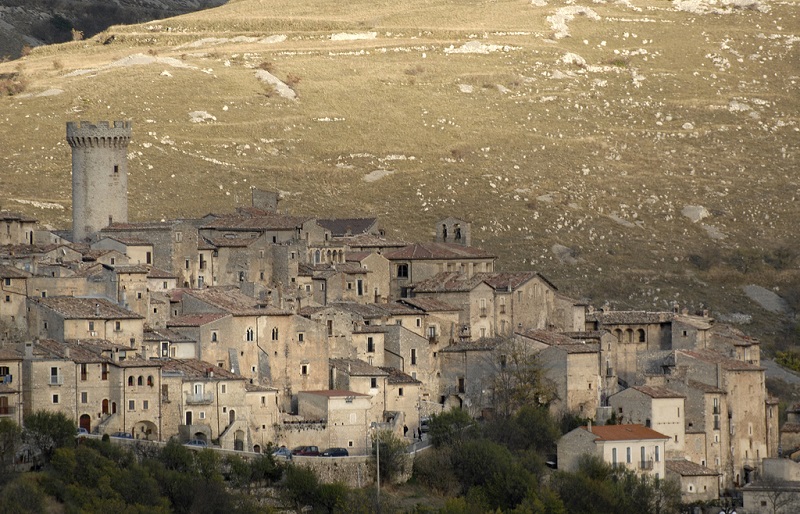 The town of Santo Stefano di Sessanio, Abruzzo, Italy