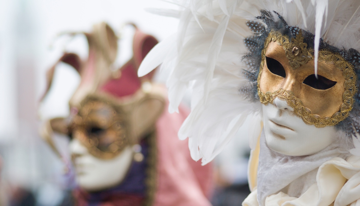 Traditional Venitian carnival attire. Venetian carnival mask.