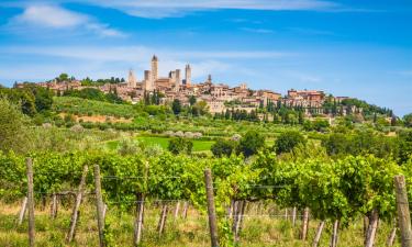 Medieval villages in Tuscany. Renaissance destinations near Florence.